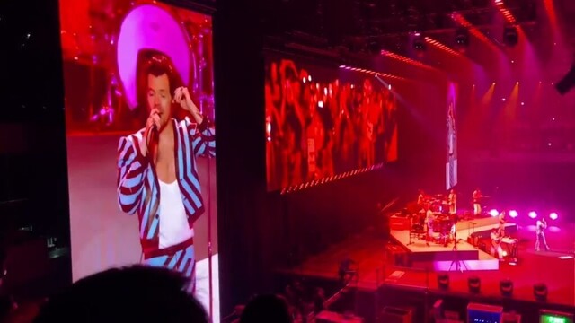 Harry Styles(ハリースタイルズ)-Watermelon Sugar & Love of My Life -Live in Tokyo