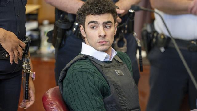 Luigi Mangione, accused of fatally shooting the UnitedHealthcare CEO Brian Thompson in New York City and leading authorities on a five-day search, appears in court for a hearing, Feb. 21, 2025, in New York. (Steven Hirsch/New York Post via AP, Pool, File)