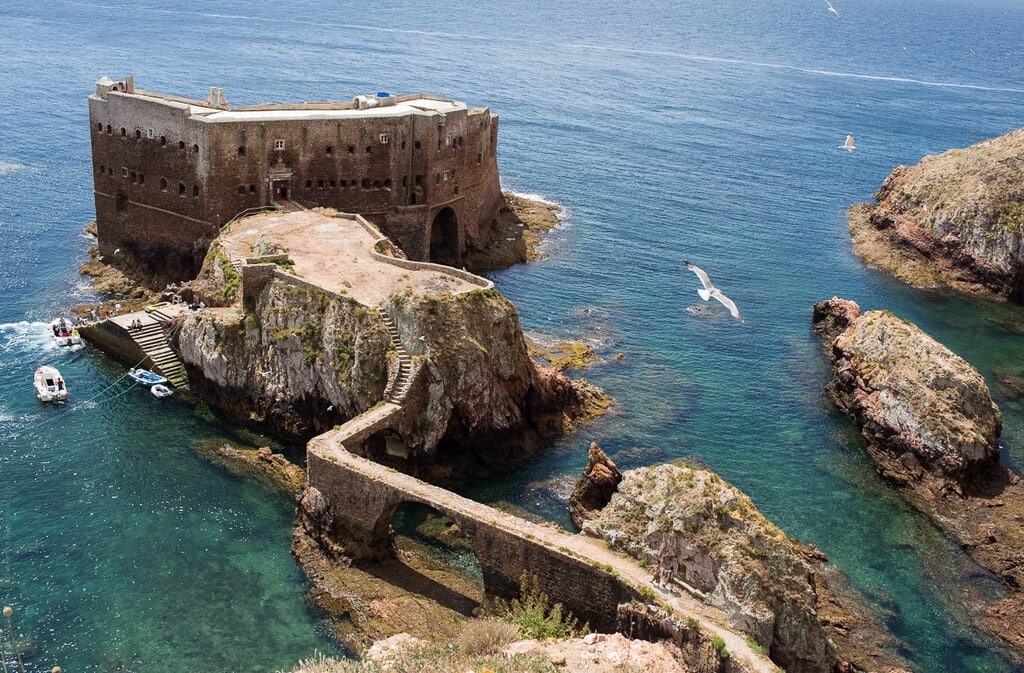 Крепость на острове Berlenga