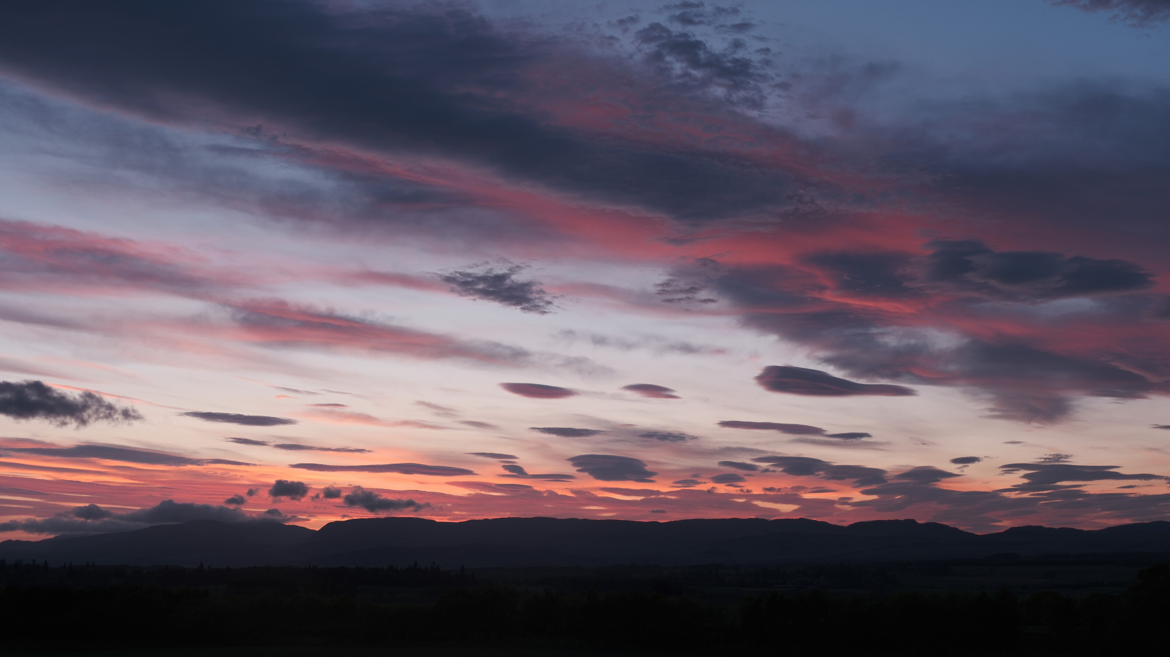 Red, orange and blue - colours of sunset