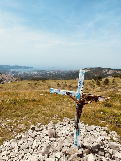 A cross on Monte Stena in Val Rosandra