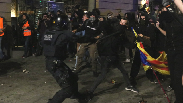 Càrregues policials a la Via Laietana, l'octubre del 2019 (ACN/Pol Solà)