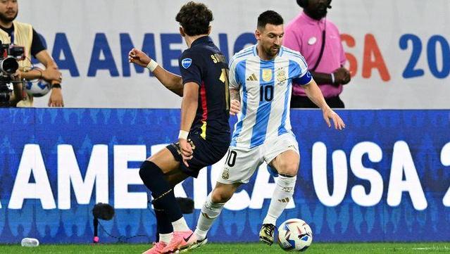 EN DIRECTE | Argentina-Canadà, primera semifinal amb Messi a la gespa (Reuters)