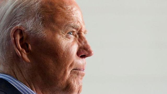 Biden ha dedicat 52 dels seus 81 anys a servir els Estats Units (Reuters/Nathan Howard)