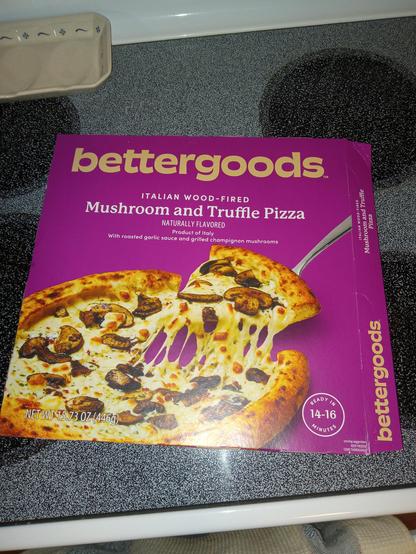 photo of a bettergoods mushroom and truffle frozen pizza box.