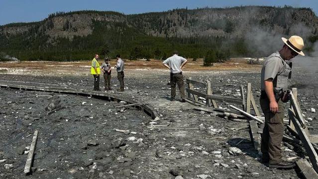 L'erupció ha obligat a tancar temporalment la zona (Yellowstone National Park)
