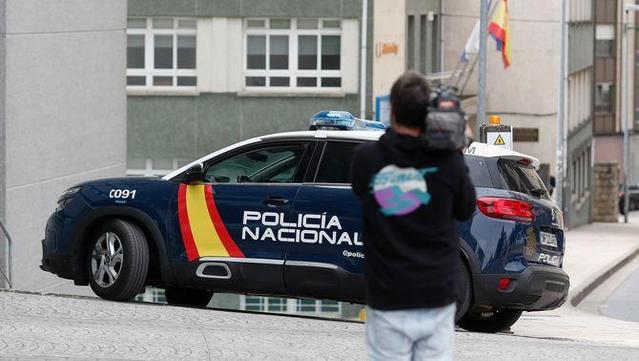 Foto d'arxiu d'un vehicle de la Policia Nacional a Galícia