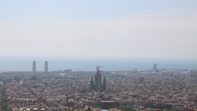 Tot i la tendència a la baixa de l'NO2 els últims anys, els nivells continuen lluny dels límits marcats per l'OMS (ACN)