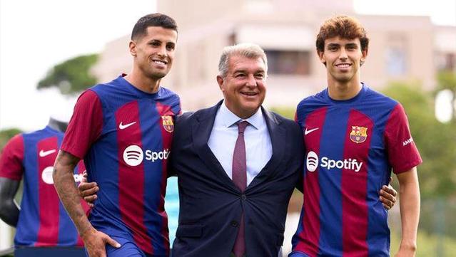 Joao Félix i Joao Cancelo, el dia de la seva presentació amb el Barça l'estiu del 2023