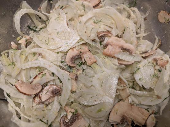 Thin shaved fennel, sliced brown crimini mushrooms, and some fennel fronds with a bit of garlic lemon juice olive oil dressing