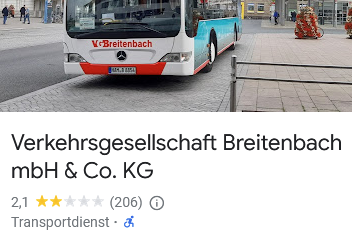 Screenshot von Google-Website, die eine 2-Sterne-Bewertung von 206 Bewertern für die Verkehrsgesellschaft zeigt. Im oberen Teil des Bildes ist ein angeschnittener Bus des Unternehmens zu sehen.