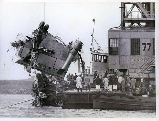 the starboard wing is lifted out