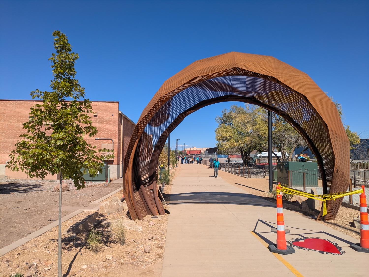abq rail trail, arch/sculpture at south end of new segment