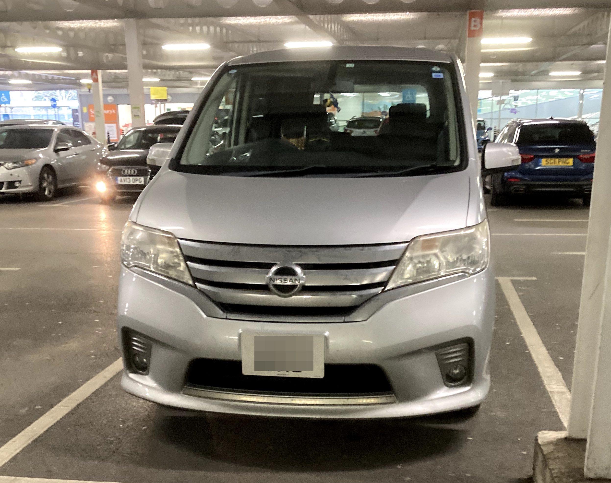 Silver Nissan Serena, frontal view