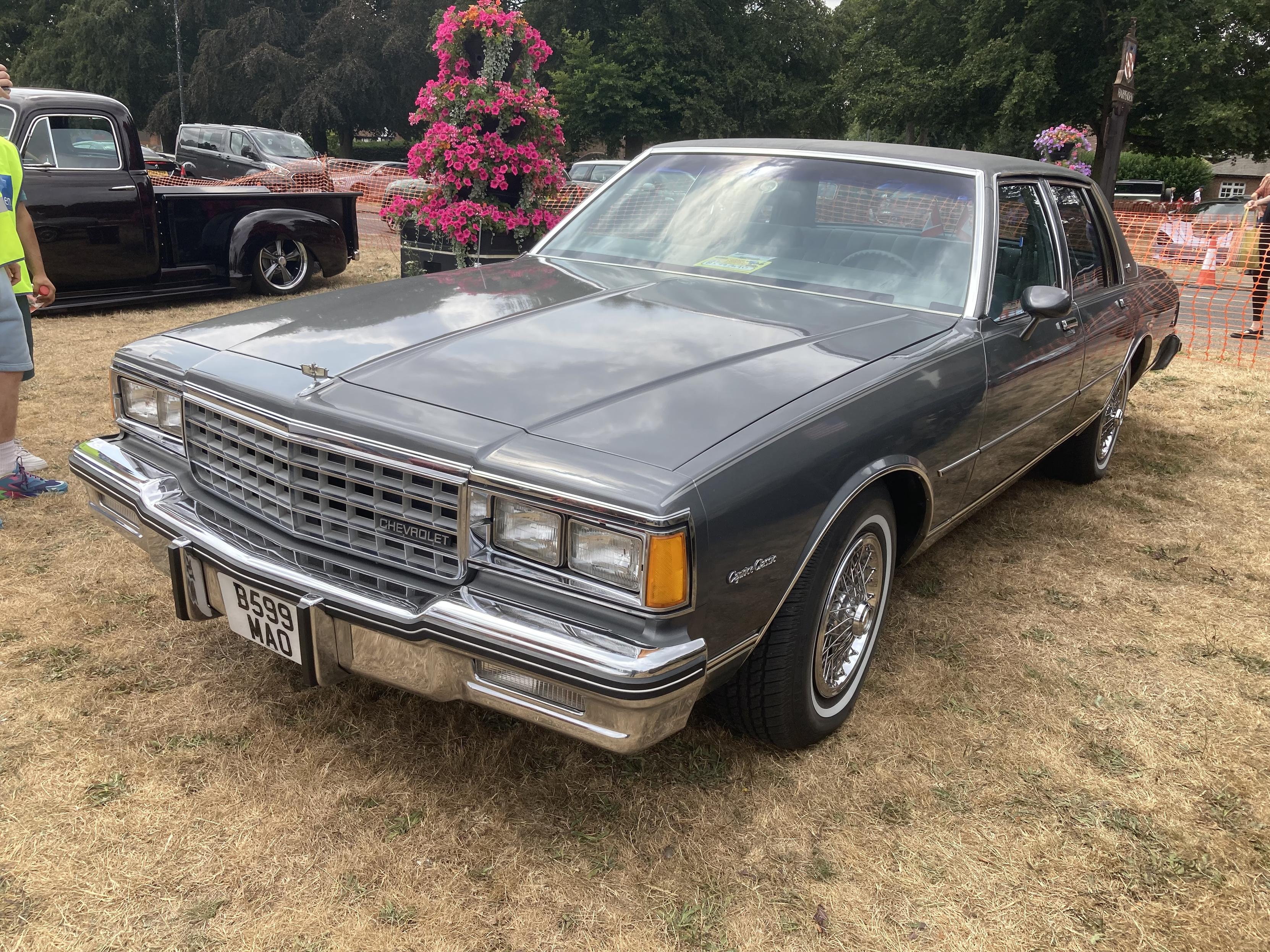 Grey third-generation Chevrolet Caprice, front quarter view
